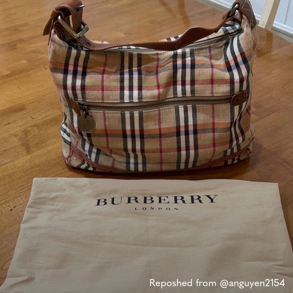 Authentic Burberry canvas plaid hobo - Picture 12 of 12